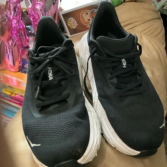 Sz 13 wide Hoka ARAHI 7 Men's Black Running Shoes