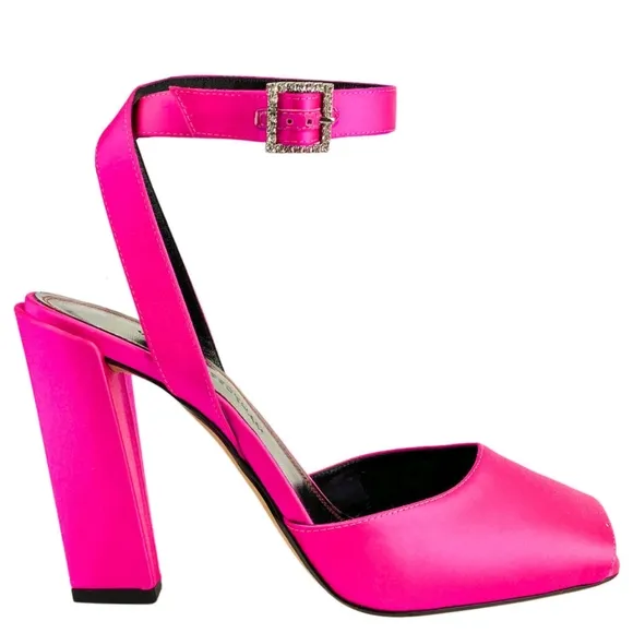 Sz 35 NIB $775 Victoria Beckham heels