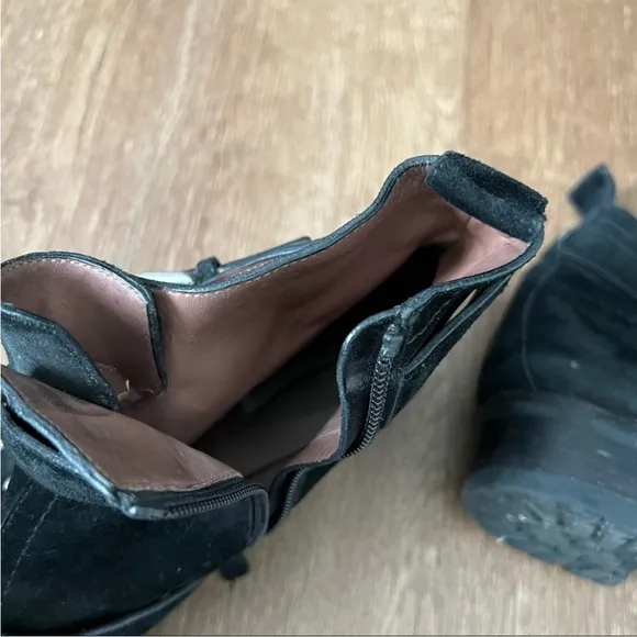 TABITHA SIMMONS Suede Aggy Boots Combat Style Black Size 9