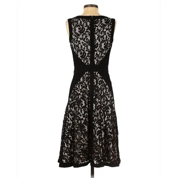 Tadashi Shoji Black Nude Lace Overlay Jersey Fit &amp; Flare Pintuck Dress Size 4