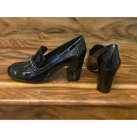 Tahari Size 8‎ Loren Black Patent Leather Shoes NWOT