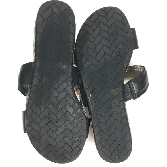 TAHARI Slide Sandals Leather Floral 2 Strap Playful Open Toe Slip On Shoe Size 6