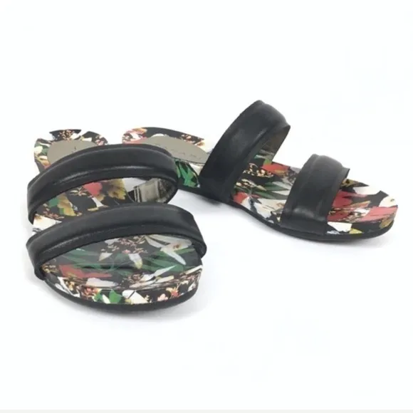TAHARI Slide Sandals Leather Floral 2 Strap Playful Open Toe Slip On Shoe Size 6