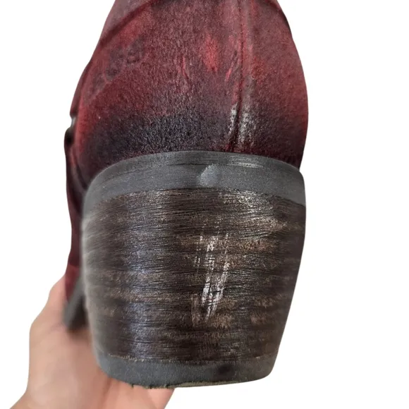 Taos Footwear Howdy Rugged Coastal Cow Girl Maroon Ankle Boots Chunky Heel