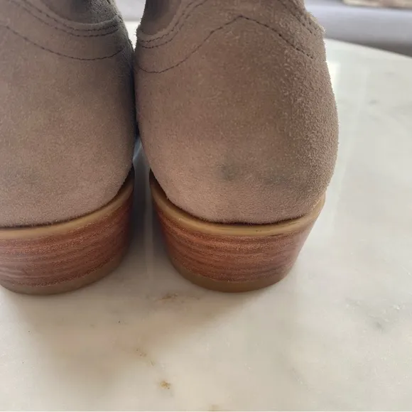 Tecovas Lucy Boots in Taupe Size 10 Gently Used