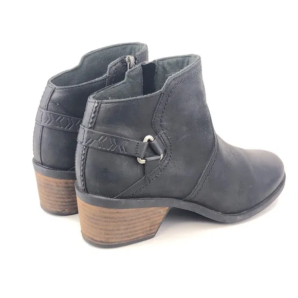 Teva Foxy Black Leather Ankle Boots 11