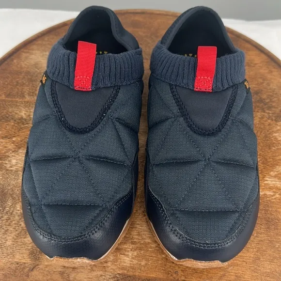 Teva Shoes Wm 8 ReEmber Blue Slip On Indoor Outdoor Camp Booties