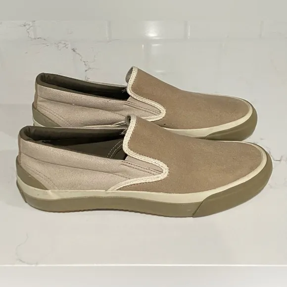 The Hill-Side Sneakers Mens Size 8 Made in Japan Slip On shoes Two tone Tan New