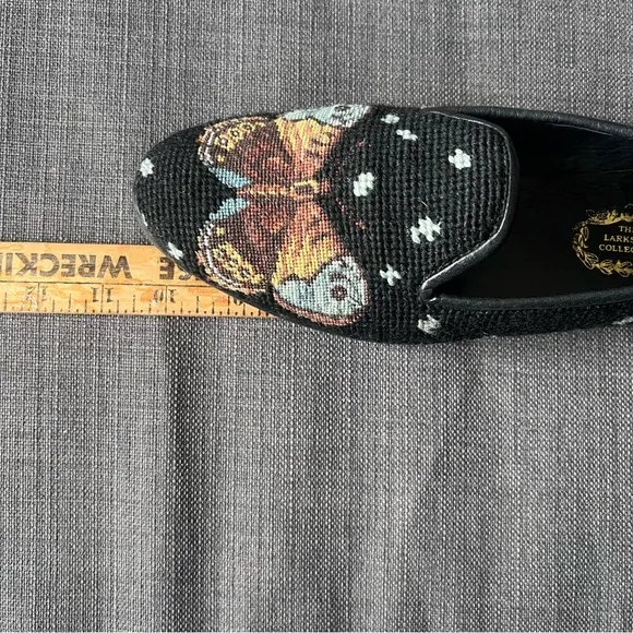 The Larkspur Collection butterfly embroidered flat shoes size 9 women’s