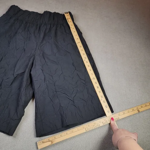 The Line By K Essex Pull On Black 13&quot; Shorts Size Large Sz 8 Lined Pockets NWOTS
