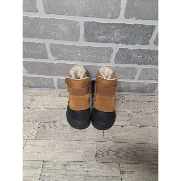 The North Face Kids Snow Boots Faux Fur Waterproof Grey Heatseeker‎ US 9 EU 26