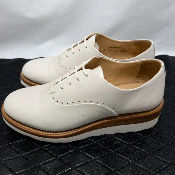 The Office of Angela Scott Mr. Simone Oxford Wedge Sneaker