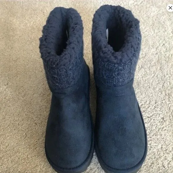 The Original Muk Luks Faux Fur Sweater Look Boots Blue NEW Fur Lining