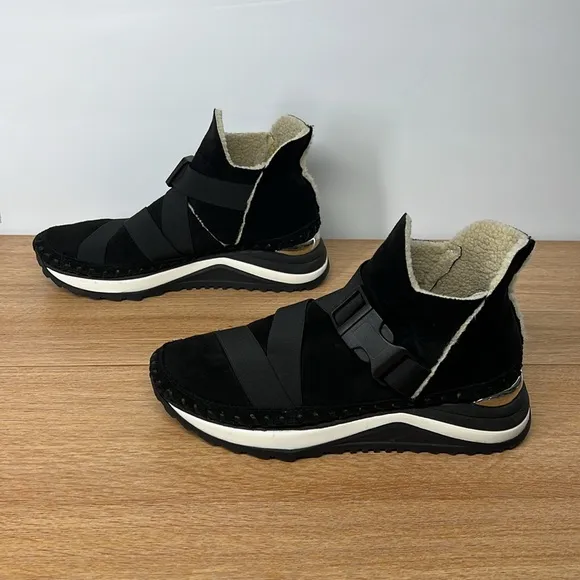 THE SHOE BOX Women's Genuine Suede and Shearling Lined Black Ankle Strap Shoes