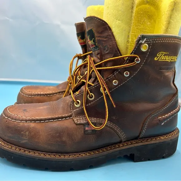 Thorogood men 8.5 steel toe waterproof work boots USA