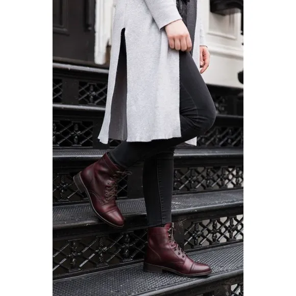THURSDAY BOOT CAPTAIN Burgundy Leather Lace Combat BOOTS Women Sz 5 / 35 NEW