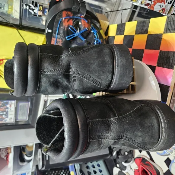 Timberland Black Boots Durable High-Top Design