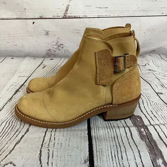 Timberland Boots Womens 10M Coulter Beige 8654A Leather Pull‎ On Made In USA