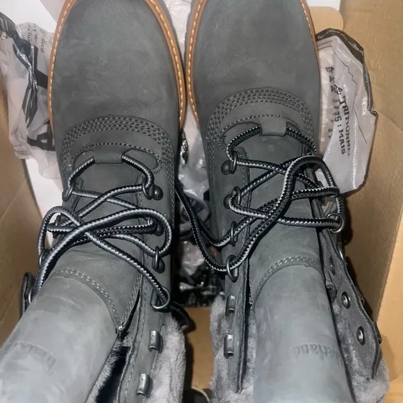 Timberland Gray Courmayeur Valley Shearling lined Winter Boots with Rugged Soles