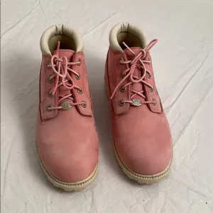 Timberland Nellie pink leather chukka boots 8.5