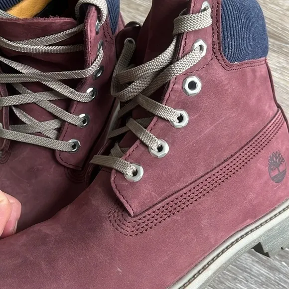 Timberland Premium burgandy nubuck leather size 9 hiking trails rugged 6-in NEW