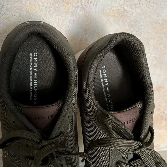 Tmmy Hilfiger TMakron Athletic Shoes Olive Brown 11.5 Lace Up