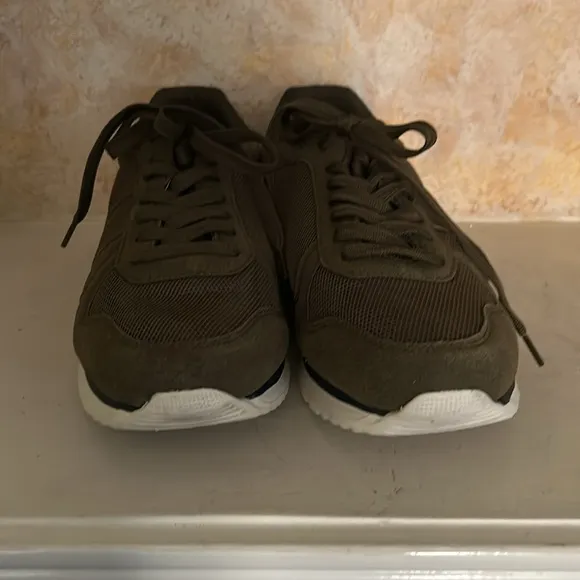 Tmmy Hilfiger TMakron Athletic Shoes Olive Brown 11.5 Lace Up