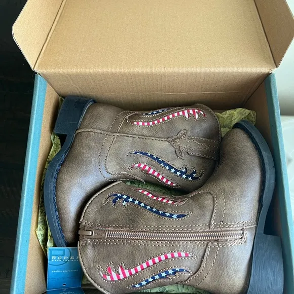 Toddler roper boots size 5C