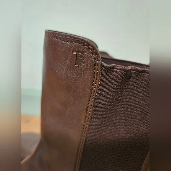 TOD'S Brown Leather Chelsea Boots