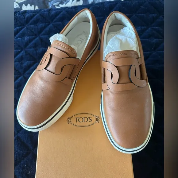 Tod’s Leather Slip on Sneakers T Logo Women’s Size 39 / US 9