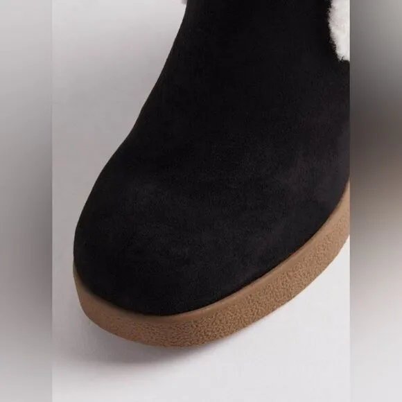 Torrid Shearling Trim Platform Bootie Size 8 Wide Width Shoes Black