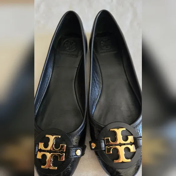 Tory Burch Ballet Flat Textured Patent Black Leather Shoes Gold Logo Size 8.5M