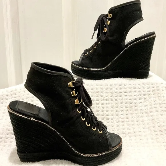 TORY BURCH Black and gold Canvas Espadrille Wedge Heel Platform Lace Up Size 7B