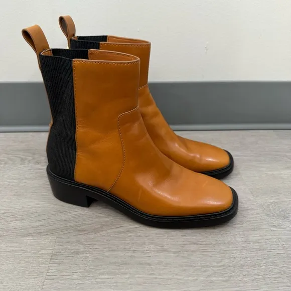 Tory Burch Chelsea Boots Bonnie Brown in Light Brown Leather