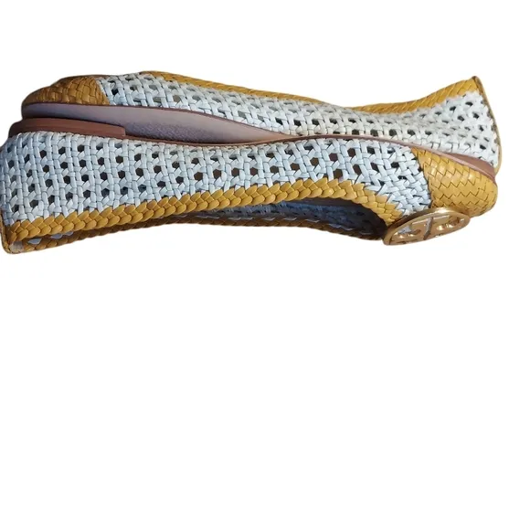 Tory Burch Chelsea Woven Leather Yellow White Medallion Flat Shoes