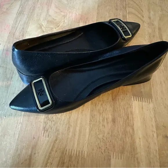 Tory Burch  Georgia  Pointed Toe Flat Black Shoes