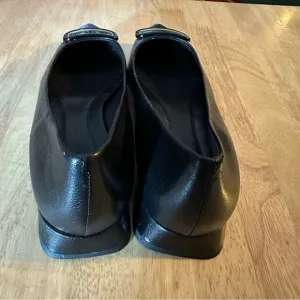 Tory Burch  Georgia  Pointed Toe Flat Black Shoes