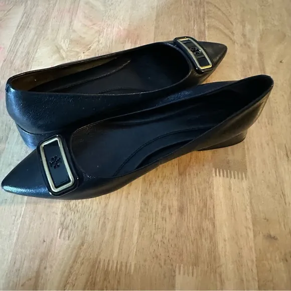 Tory Burch  Georgia  Pointed Toe Flat Black Shoes