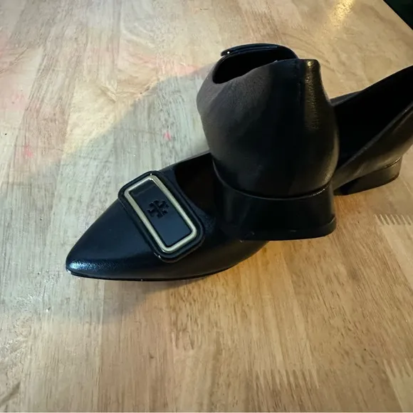 Tory Burch  Georgia  Pointed Toe Flat Black Shoes