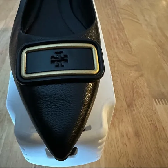 Tory Burch  Georgia  Pointed Toe Flat Black Shoes