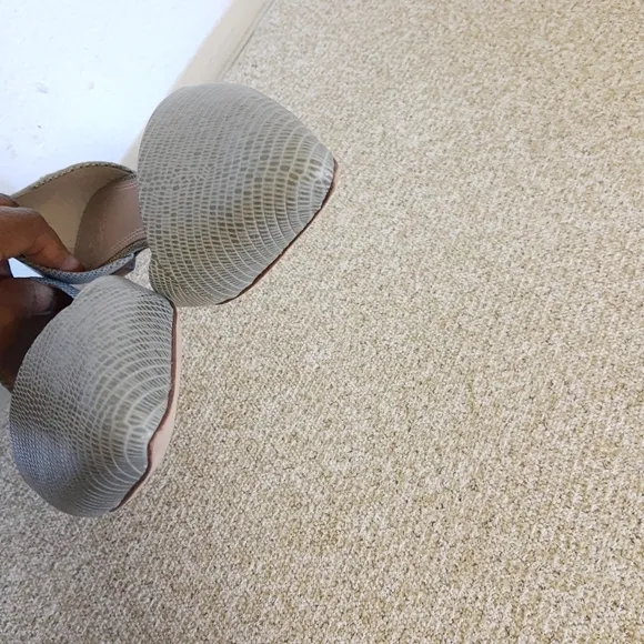 Tory Burch Gray Embossed Leather Flat Shoes