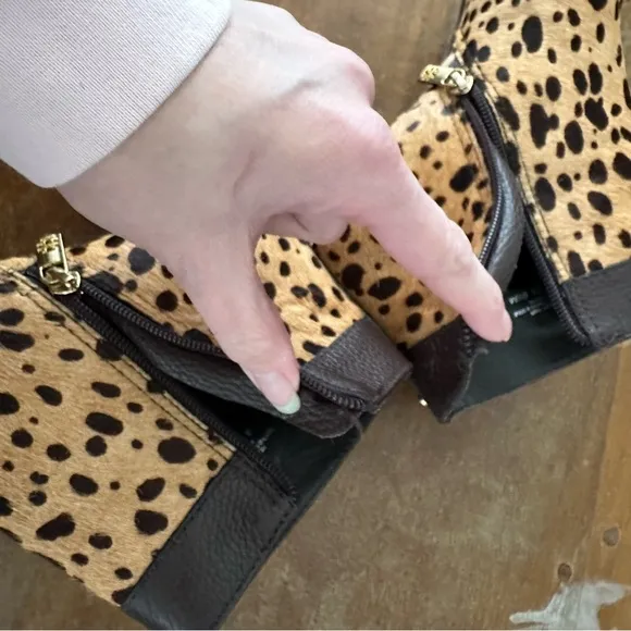Tory‎ Burch Priscilla Calf Hair Leopard Print Ankle Boots Ladies size 9.5