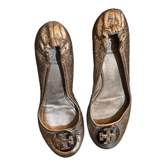 Tory Burch silver flat loafers Sz 8