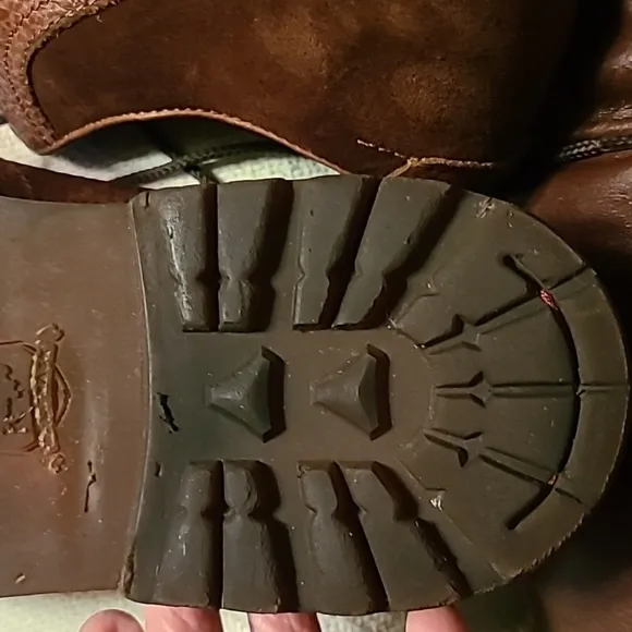 Trask oxfords dark brown suede and Bison  leather. In good shape.(#847)