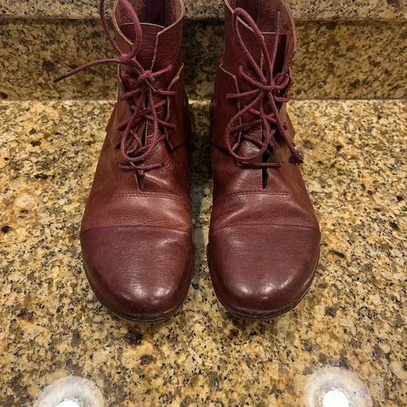 Trippen Brown Leather Vanguard Flat Ankle Boots 39 EU US 8 Made in Germany