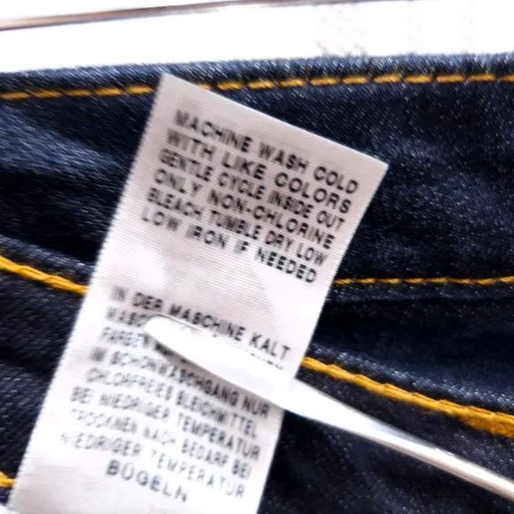 TRUE RELIGION NWT Womens 27 Jeans Straight Leg Low Rise W2G502Y9M
