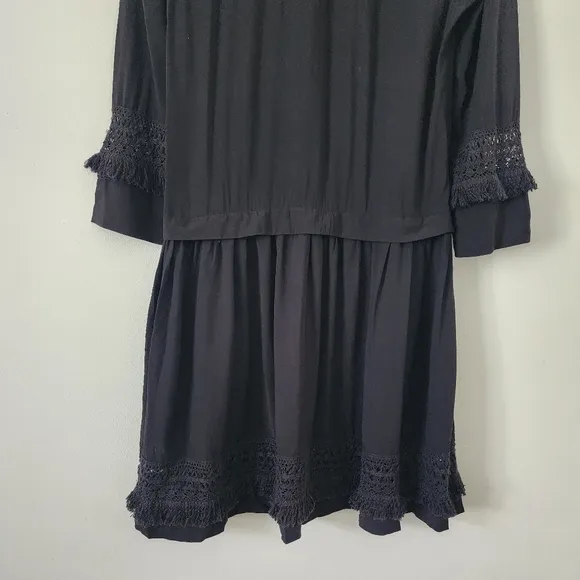 Tuckernuck Long Sleeve Back Eyelet Trim Shift Dress Size Medium
