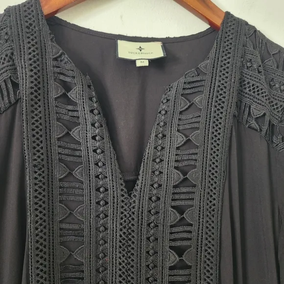 Tuckernuck Long Sleeve Back Eyelet Trim Shift Dress Size Medium