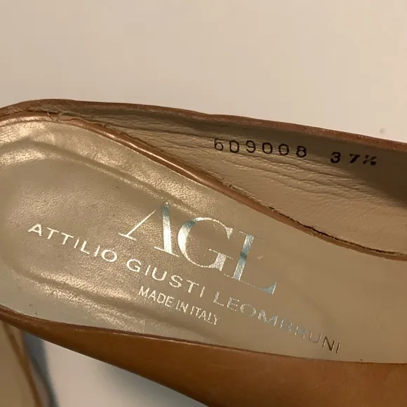 TWO PAIRS Attilio Giusti Leombruni Leather Tan / Black Crisscross Slides, Sz 7.5