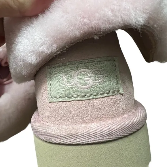 UGG Alana Wool Collar Ankle Sheepskin Boots in Pink Size 6